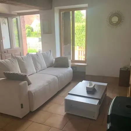 Notre Refuge A Montbroux Semesterbostad *